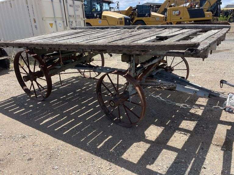 Antique Horse Drawn Buggy - 3640x2100mm