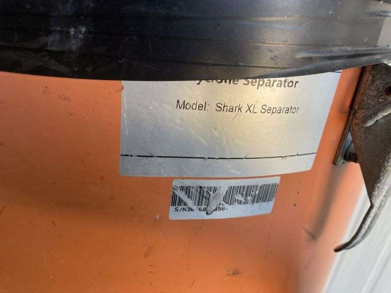 Shark XL Dust Separator