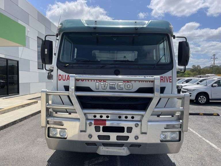 2017 Iveco Acco 6WH Dual Control Garbage Truck