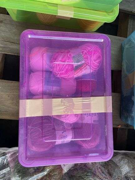 Pallet Assorted Knitting Wool