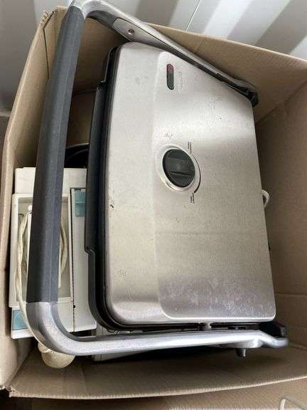 Pallet of Kitchenware inc. Saucepans, Mincer, Sealers, Sandwich Press etc.