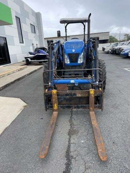 New Holland Advanced TT4.90 Tractor inc Fieldquip Slasher, 1800mm 4in1 Bucket, Forks and Fork Extensions