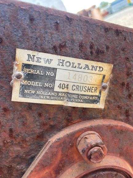 New Holland 404 Crusher Hay Conditioner Attachment