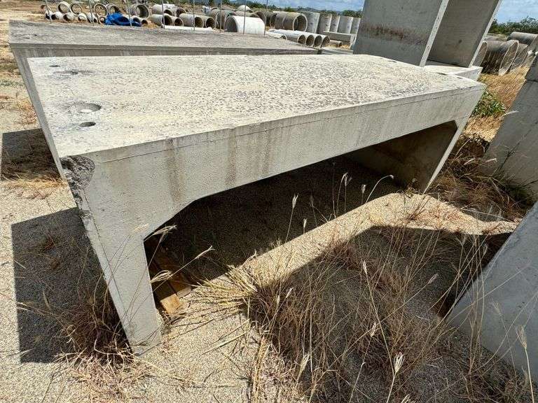 1x Concrete Culvert 1400mm x 1330mm