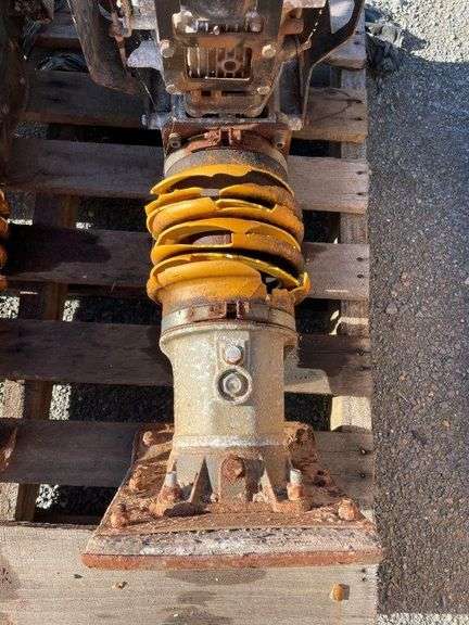 2x Wacker Packers