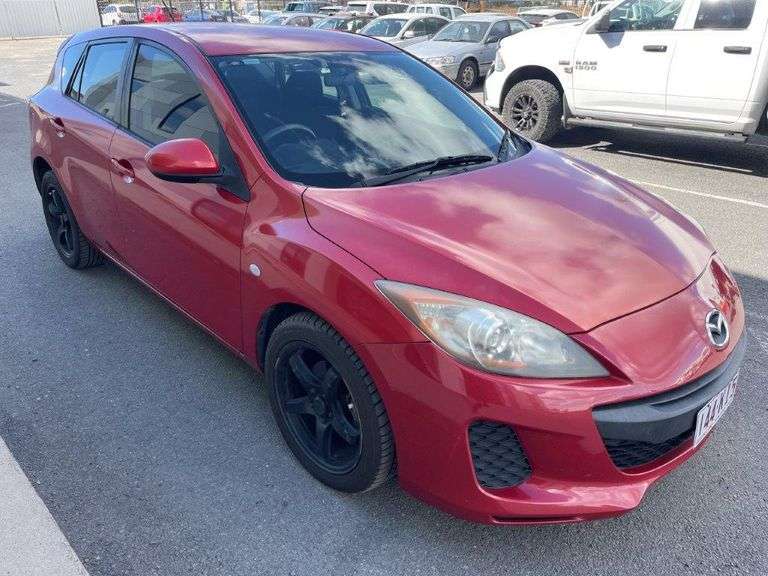 2013 Mazda 3 Hatchback