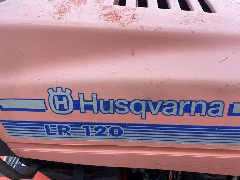 Husqvarna LR120 4 Speed Ride-on Mower