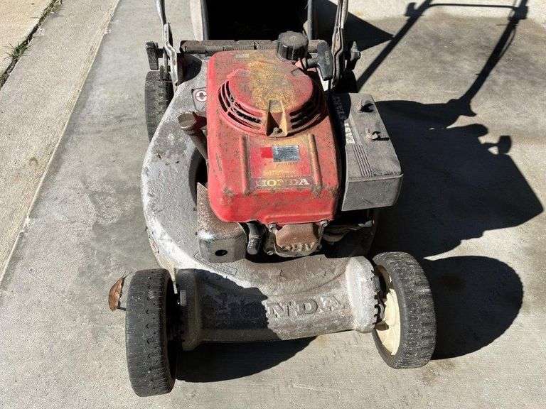 Honda HR104 Petrol Push Mower and Rover Professional Super Cut Mower - BRIBIE ISLAND