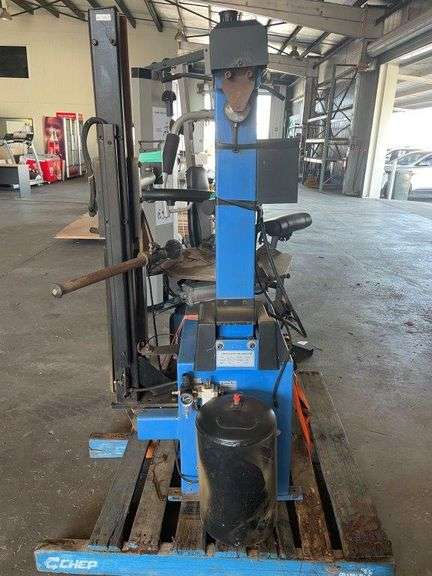 2014 Sterling LT-900A Tyre Changer - 240v (1100w)