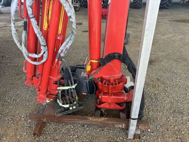 Fassi F330 Crane