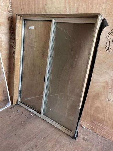 Assorted Windows and Glass Screens Panels