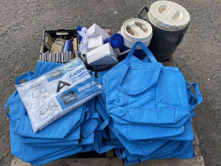 Lge Qty Insulated Bags, Notepads, Cups etc