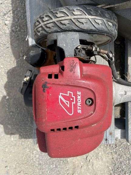 Honda HRU19 Push Mower & Whipper Snippers