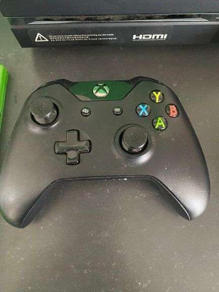 XBOX ONE Console , 2x Controllers and 2x Games & Kids Animated VHS Collectors Tapes