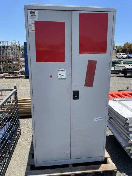 2x Stationary Cabinets