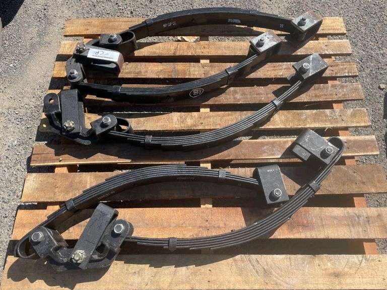 5x As New Assorted Roller Rocker Trailer Springs Kits with Hangers and ...