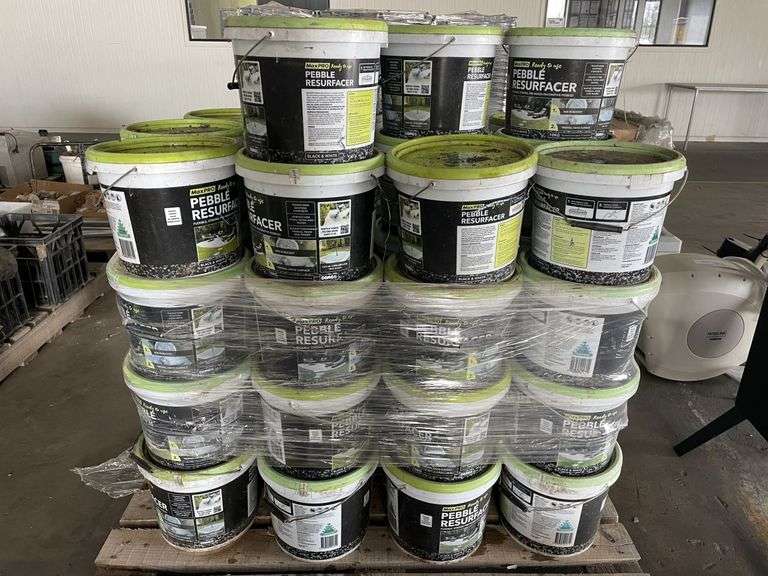 52x 10kg Tubs Black/White Pebble Resurfacer