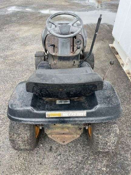 McCulloch 38'' 5 Speed Ride-on Mower