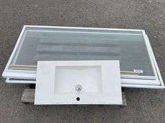 Plastic Vanity Sink and Shower Scree