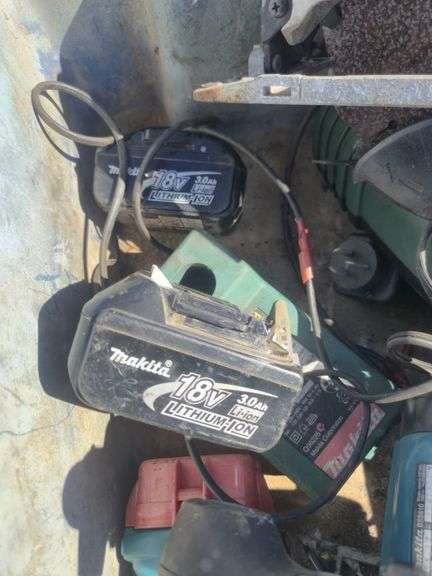 Assorted Makita Battery & Electric Tools inc Drills/Grinders