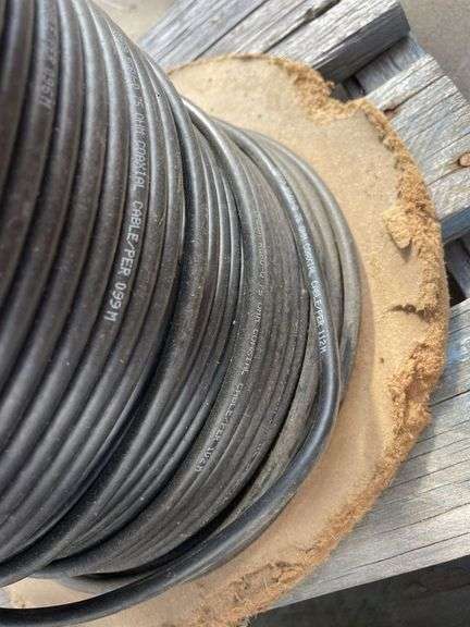 Pallet Sundries inc Cable, Flex Hose and Rangehood
