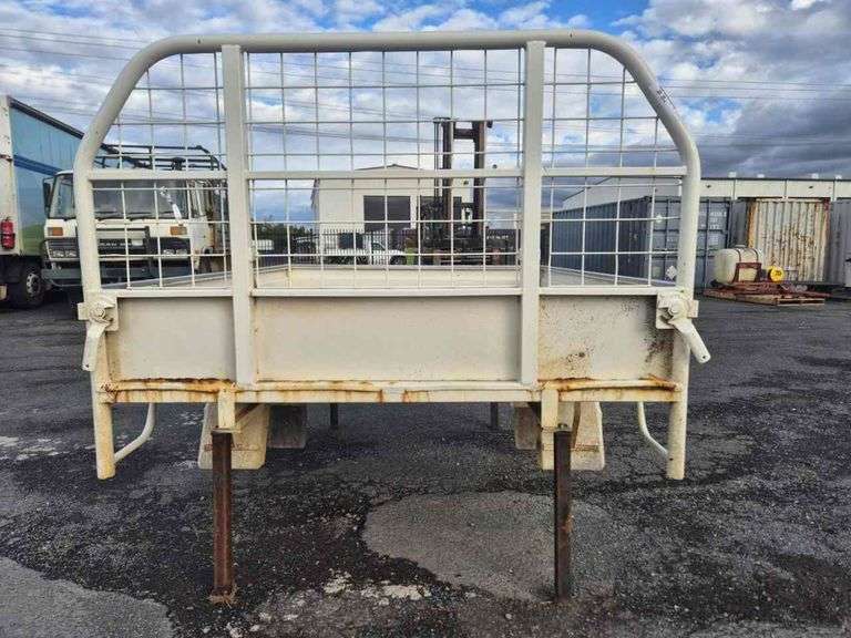 79 Series Utility Tray