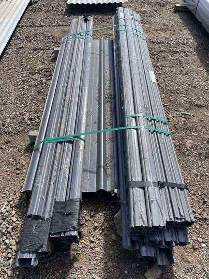 8x 1800mm Colorbond Fencing Sheets and 2.4m Posts