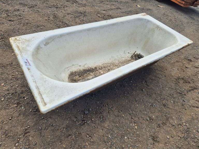 Cast Iron Bath Tub