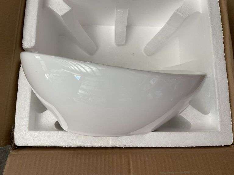 2x Ceremic Vanity Basins