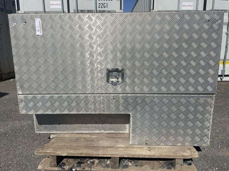 Checkerplate Truck Box - 1400x700x960mmH
