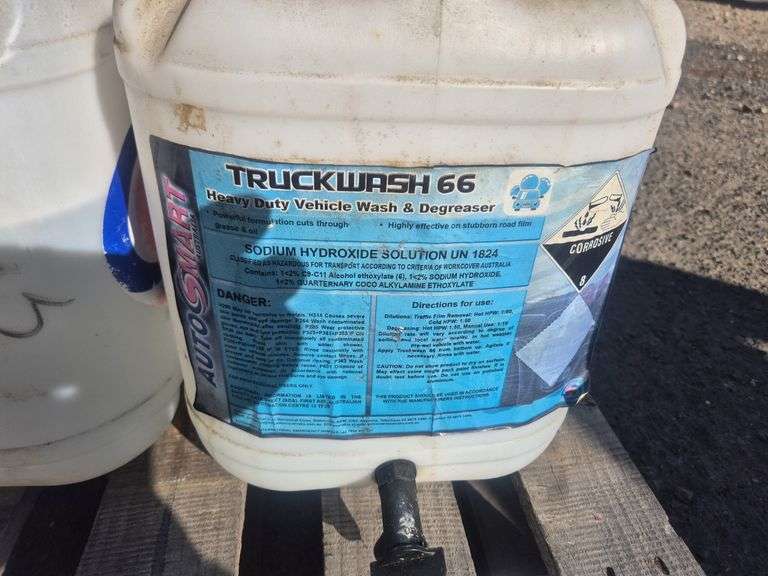 4x Partially Used 20L Drums of Truck Cleaning Product