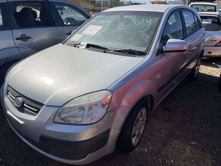 2009 Kia Rio Hatch - Abandoned Vehicle