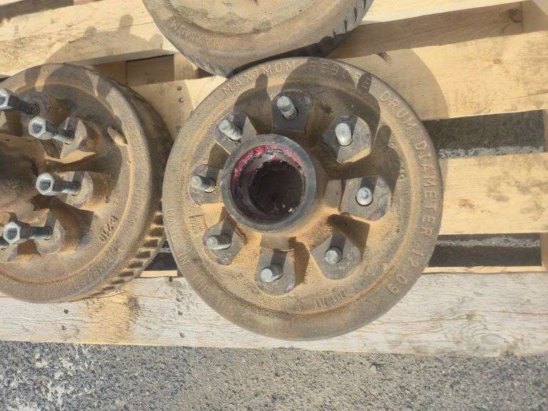 4x 12" Ford 8 Stud Trailer Brake Drums, Picket Rammer & Step Ladder