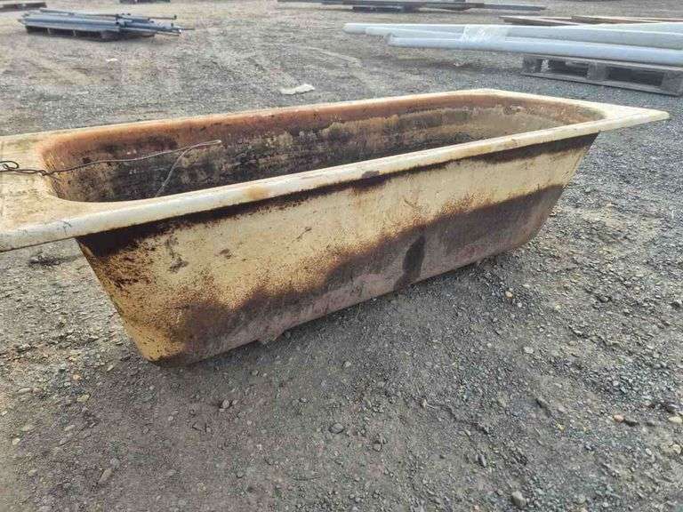 Cast Iron Bathtub