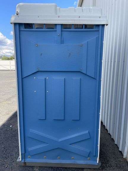 Blue Portaloo