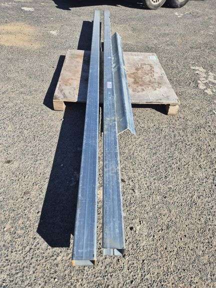 2x Lengths of 90mm RSH & 100mm Gal. Angle
