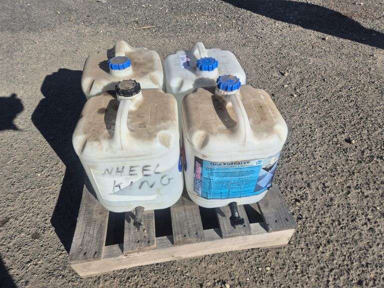 4x Partially Used 20L Drums of Truck Cleaning Product