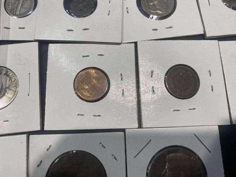 Quantity of Replica & Collectors World Coins