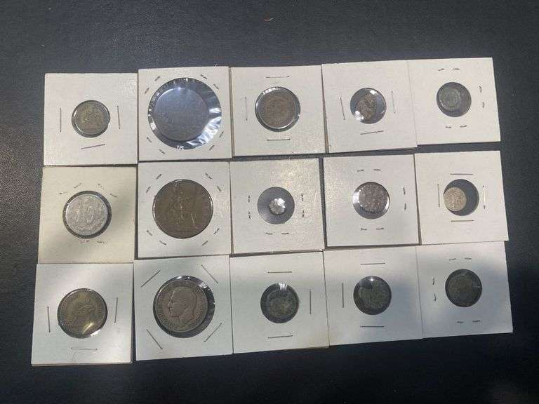 Quantity of Replica & Collectors World Coins