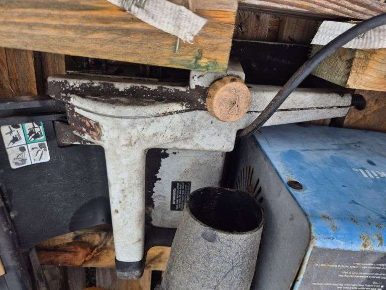 Pallet of Assorted Power Tools.