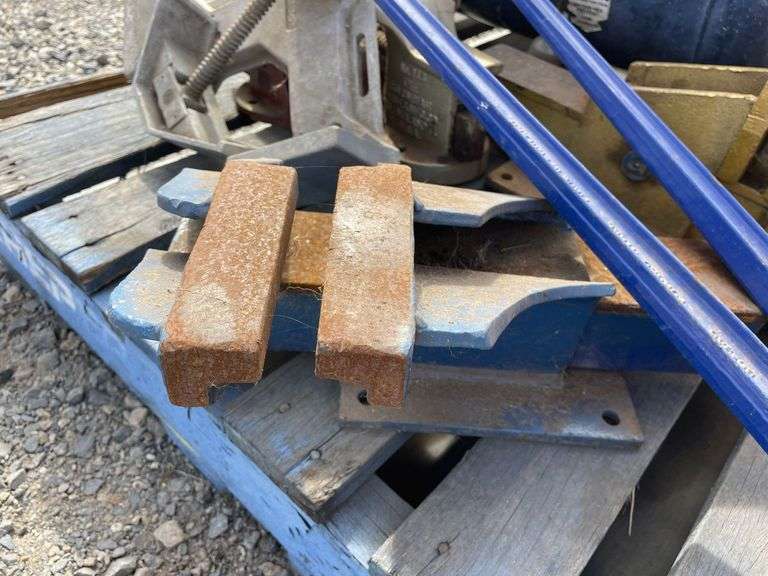 Compressor, Bolt Cutters, Vices, Blower and Toolboxes