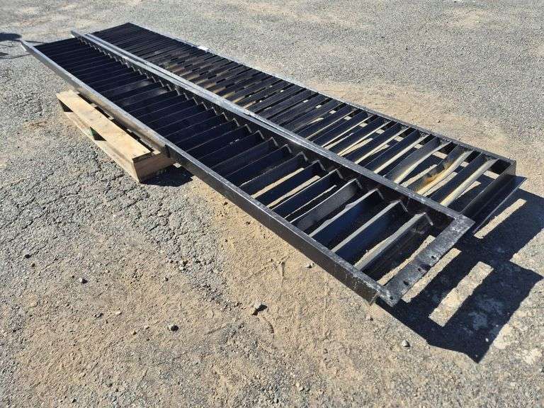 2x Steel Loading Ramps