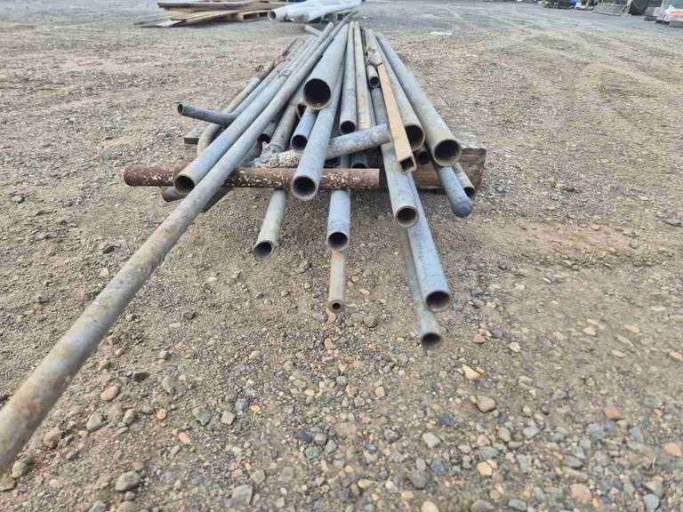 Qty Assorted Lengths Steel Pipe