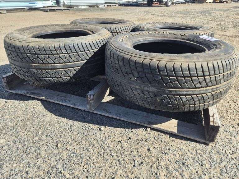 4x 235/60R14 Tyres