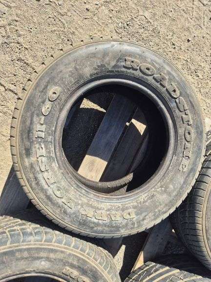 4x 235/60R14 Tyres
