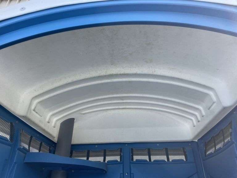 Blue Portaloo