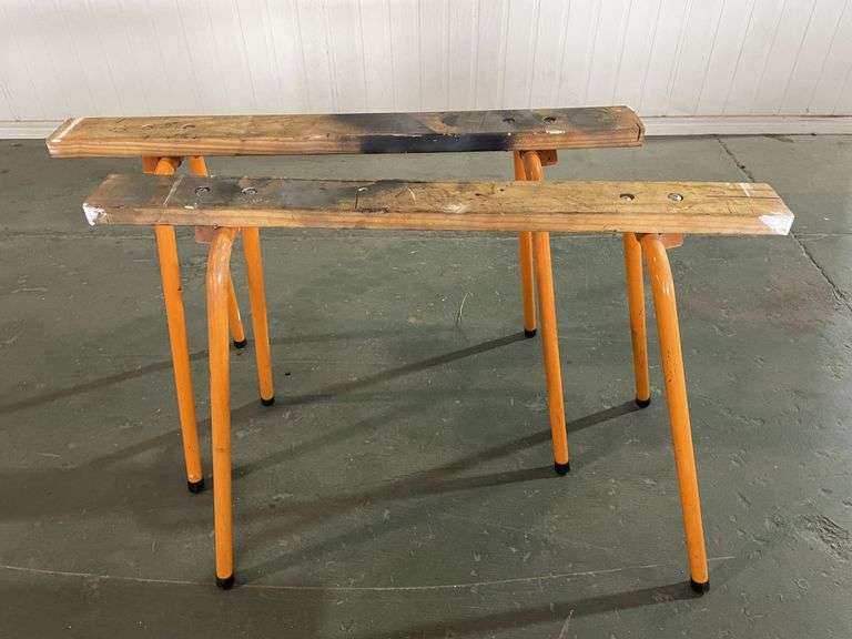 Pallet Assorted Sundries inc Lights, Microwave, Saw Stools etc