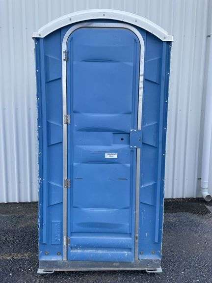 Blue Portaloo