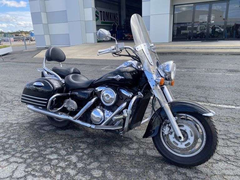 2006 Kawasaki VN1600 Motorcycle inc Leather Pouch 