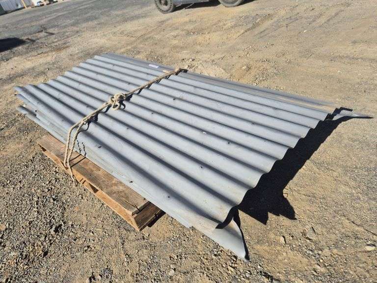 Assorted Roofing Iron Off Cuts
